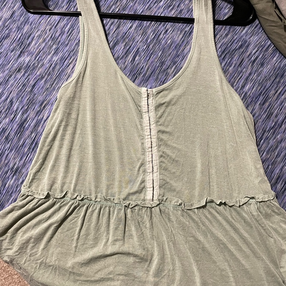 SOLD*8 for $50🌼 American Eagle Tank